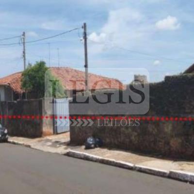 Imóvel residencial com A.T 1.784,87m²