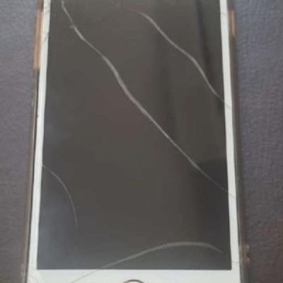 Celular Apple/iPhone 8