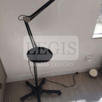 Lupa Estek, com iluminação em LED