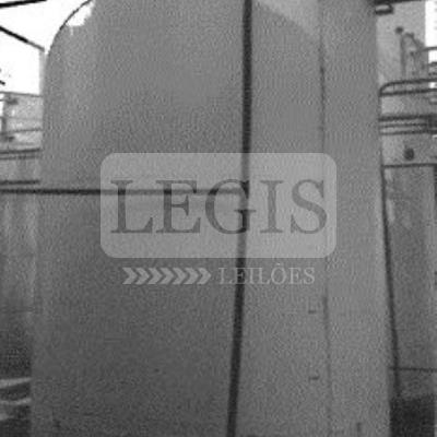 Tanque de 14.170 litros.