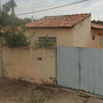 Imóvel residencial com A.T 150,50m²