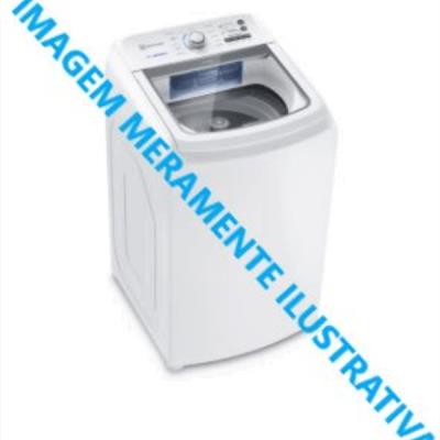 Máquina de lavar roupas, Electrolux, cor branca.