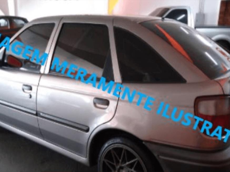 Foto ilustrativa 1 - Veículo VW/Pointer GLI 2000, 1995/95