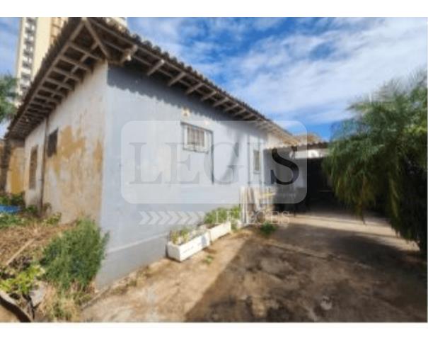 Foto de Imóvel comercial com A.T 271,36m² 