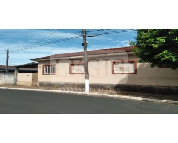 Foto de Imóvel residencial com A.T 249,70m² 