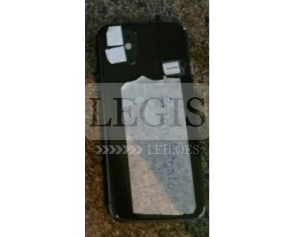 Foto de Celular Apple/iPhone 11, cor preto.