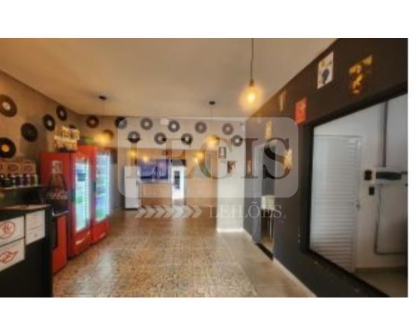 Foto de Imóvel comercial com A.T 271,36m² 