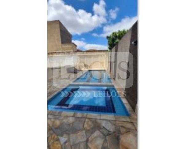 Foto de Direitos fiduciantes sobre Apartamento 
