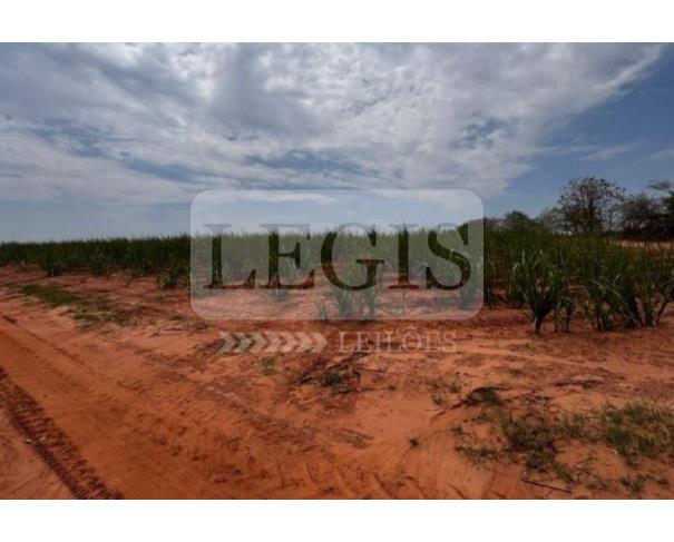 Foto de Imóvel rural com A.T 18,0673 hectares 