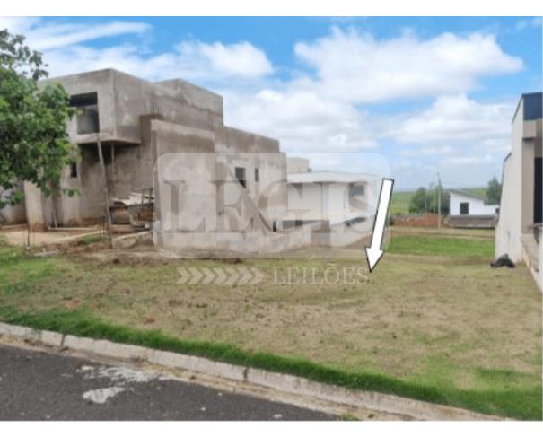 Foto de Terreno com A.T 259,01m² 