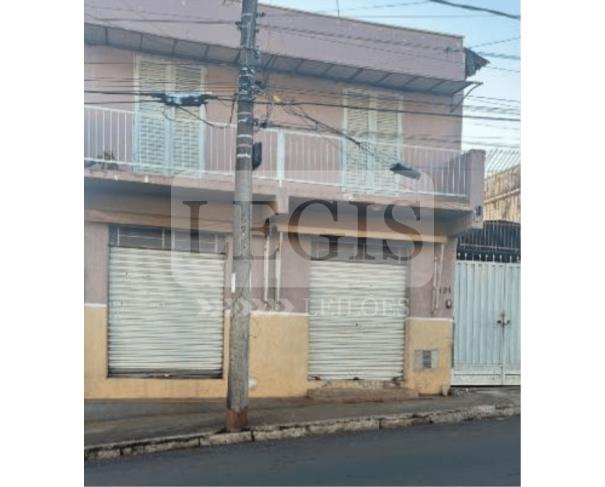 Foto de Imóvel comercial com A.T 221,67m² 
