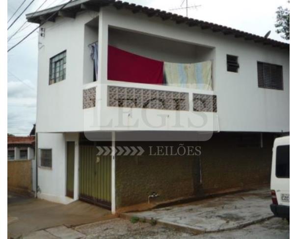 Foto de Imóvel residencial com A.T 173,50m² 