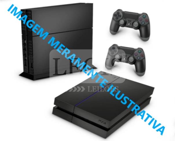 Foto de Um vídeo game, marca Sony, PS4, modelo FAT-CUH1115A