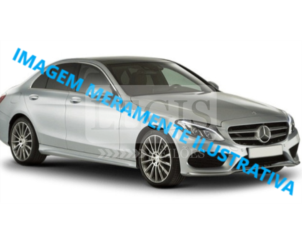 Foto de Um veículo Mercedes Benz C200 CGI, prata, ano/mod 2014/2014