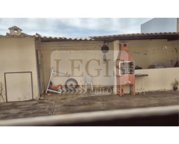 Foto de Imóvel residencial com A.T 275,00m²