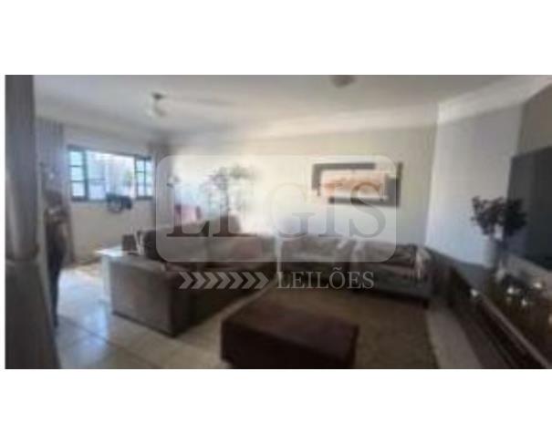 Foto de Imóvel residencial com A.T 347,59m²