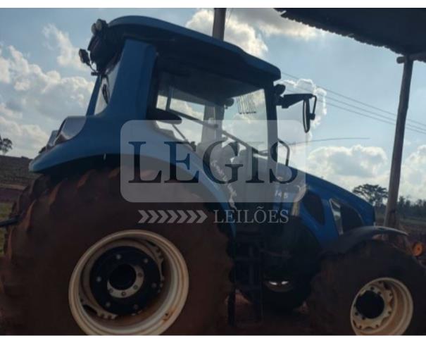Foto de Trator agrícola LS Mtron Indústria de Máquinas