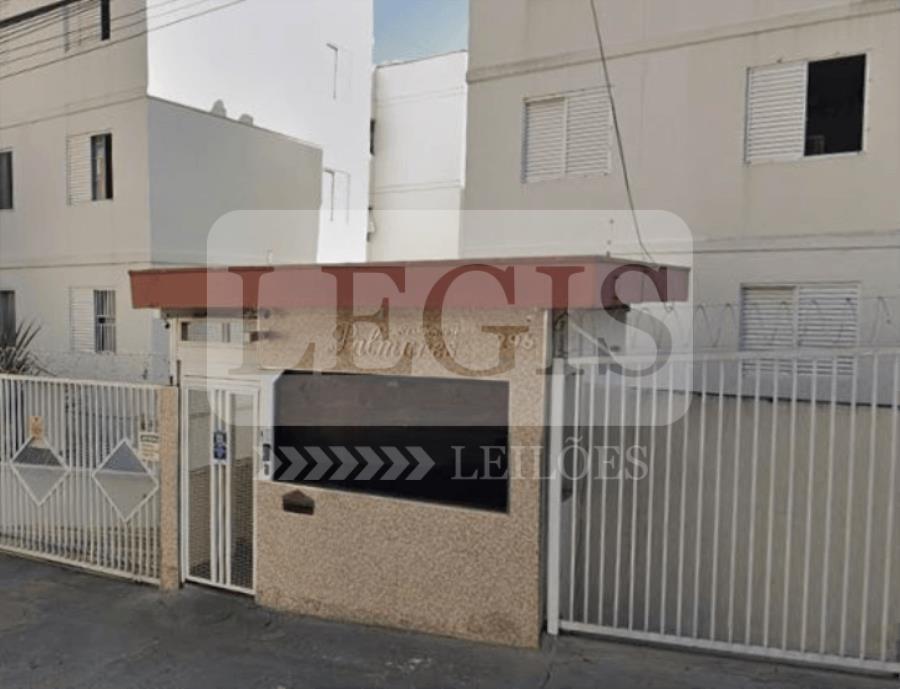 Apartamento com vaga de garagem