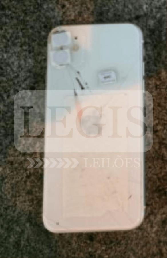 Celular Apple/iPhone 11, cor branco