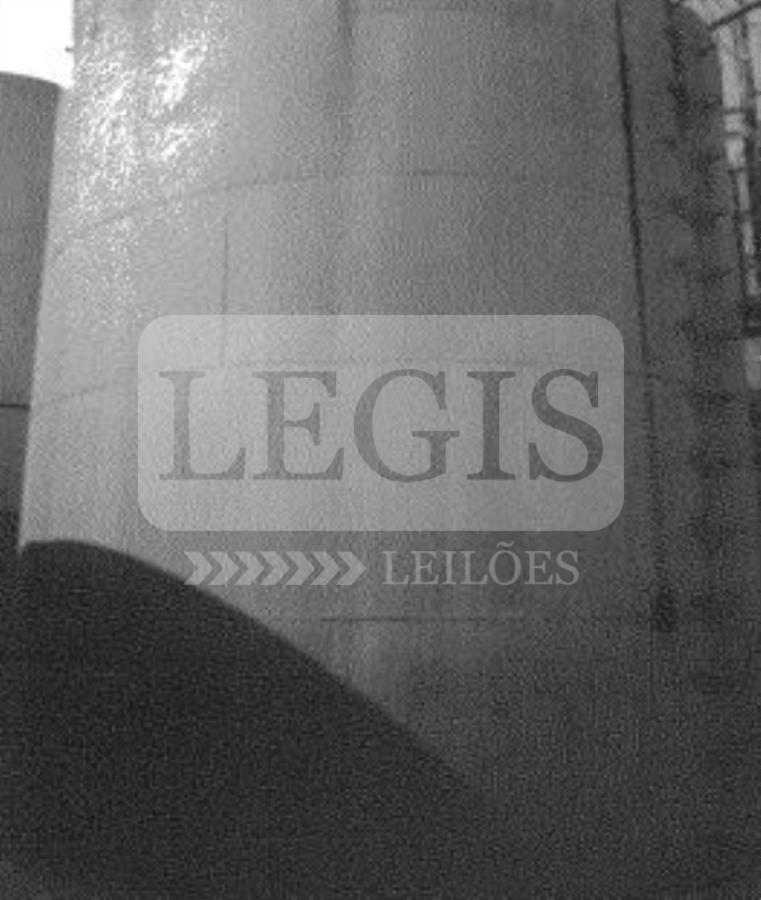 Tanque de 120.000 litros